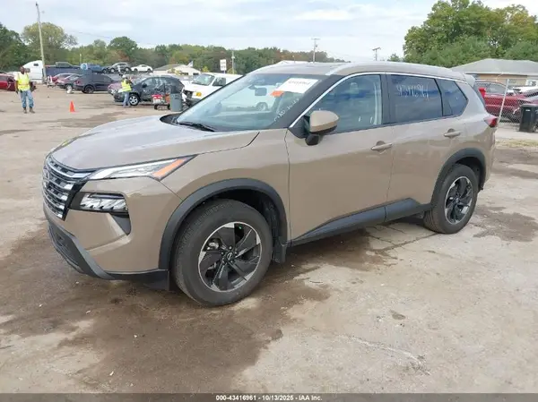 JN8BT3BB7RW430929 2024 NISSAN ROGUE - Image 2
