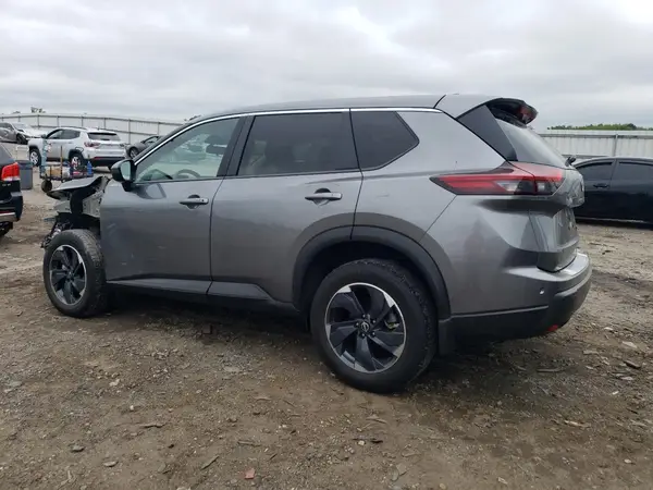 JN8BT3BB7RW449173 2024 NISSAN ROGUE - Image 2