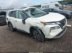JN8BT3BB8NW338576 2022 NISSAN ROGUE