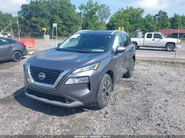 JN8BT3BB8PW463595 2023 NISSAN ROGUE - Image 2