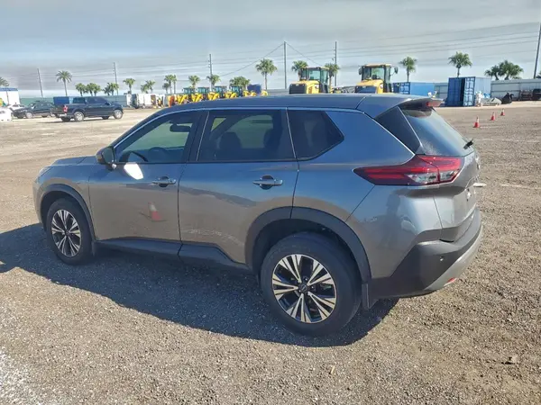 JN8BT3BB8PW475326 2023 NISSAN ROGUE - Image 2