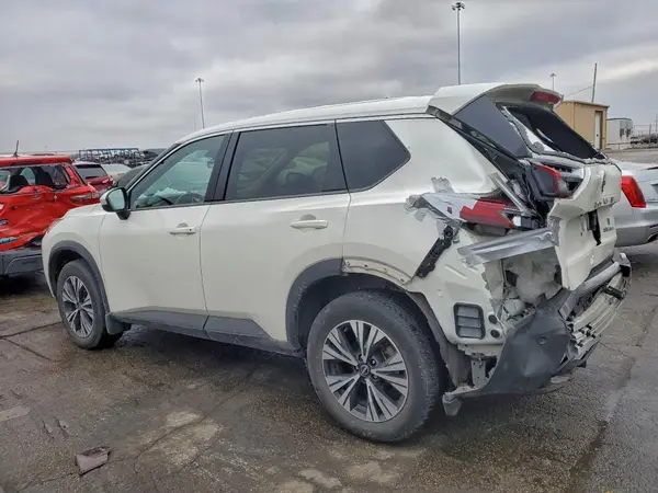 JN8BT3BB8PW490621 2023 NISSAN ROGUE - Image 2