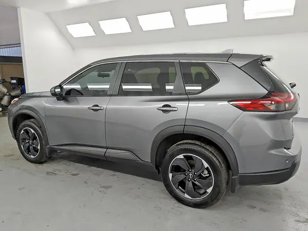 JN8BT3BB8RW290969 2024 NISSAN ROGUE - Image 2