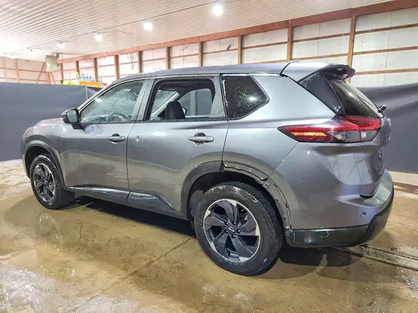 JN8BT3BB8RW425013 2024 NISSAN ROGUE - Image 2
