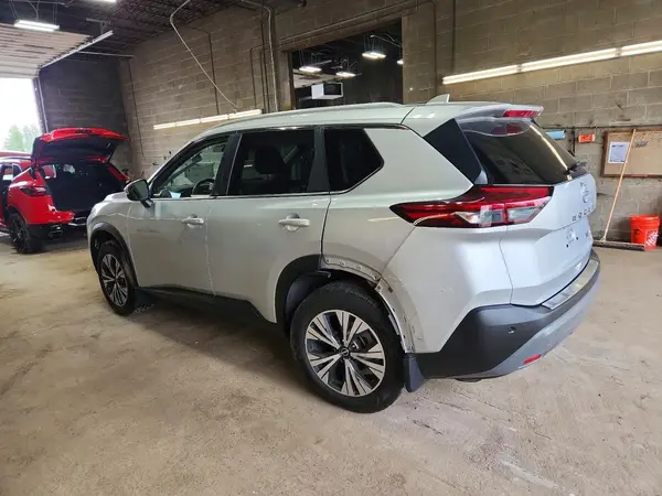 JN8BT3BB9NW337954 2022 NISSAN ROGUE - Image 2