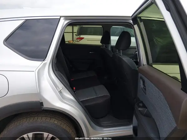 JN8BT3BB9PW469745 2023 NISSAN ROGUE - Image 8