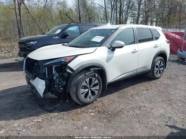 JN8BT3BB9PW476873 2023 NISSAN ROGUE - Image 2