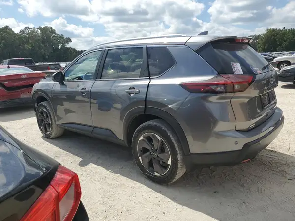 JN8BT3BB9RW287319 2024 NISSAN ROGUE - Image 2