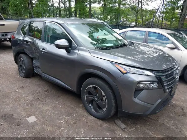 JN8BT3BB9RW422444 2024 NISSAN ROGUE - Image 1