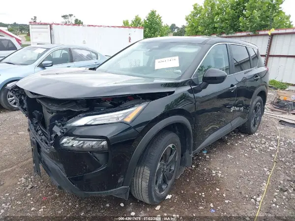 JN8BT3BB9RW424775 2024 NISSAN ROGUE - Image 2