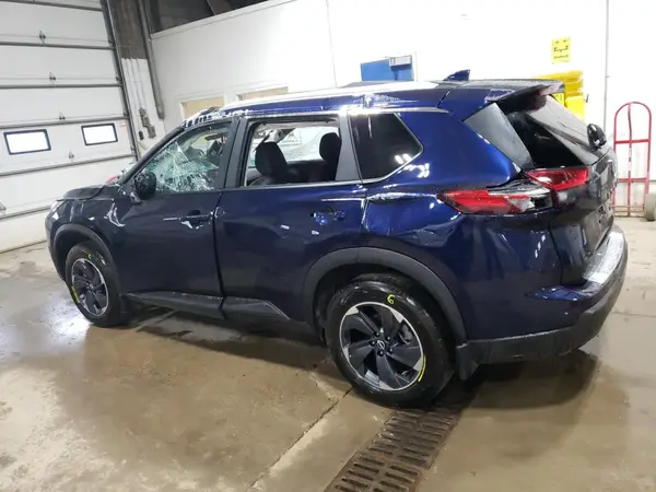 JN8BT3BB9RW426428 2024 NISSAN ROGUE - Image 2
