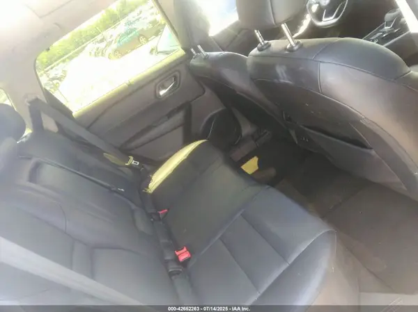 JN8BT3BB9RW436263 2024 NISSAN ROGUE - Image 8