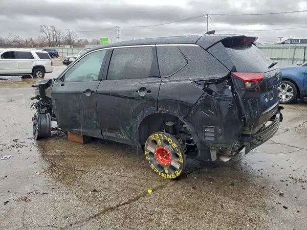 JN8BT3BB9RW439373 2024 NISSAN ROGUE - Image 2