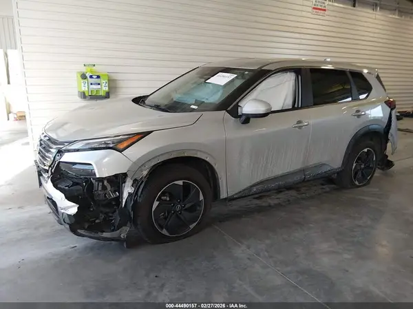 JN8BT3BB9RW447232 2024 NISSAN ROGUE - Image 2
