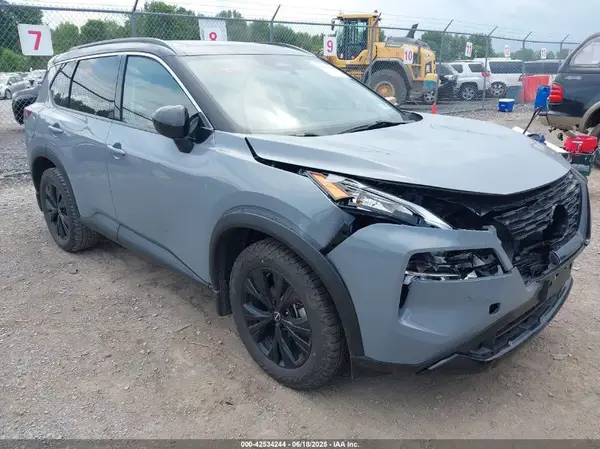 JN8BT3BBXPW215803 2023 NISSAN ROGUE - Image 1