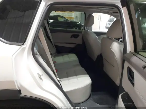 JN8BT3BBXPW352465 2023 NISSAN ROGUE - Image 8