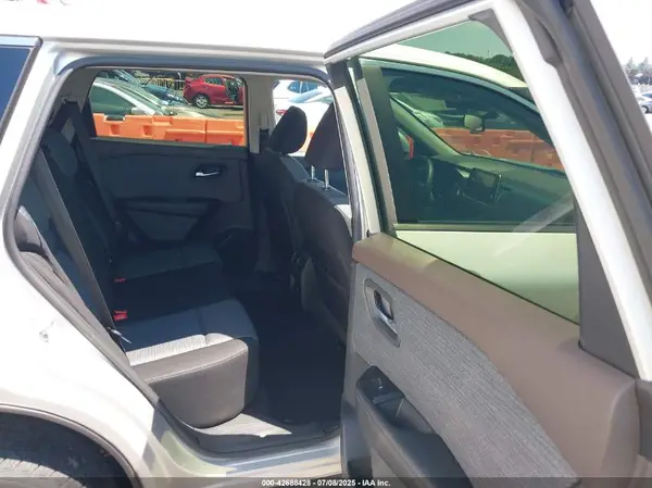 JN8BT3BBXPW490183 2023 NISSAN ROGUE - Image 8