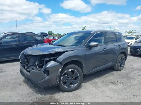 JN8BT3BBXRW170980 2024 NISSAN ROGUE - Image 2