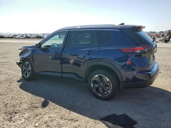 JN8BT3BBXRW171112 2024 NISSAN ROGUE - Image 2