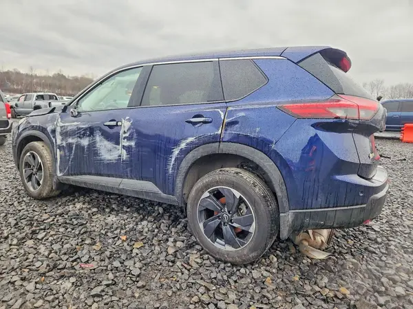 JN8BT3BBXRW176326 2024 NISSAN ROGUE - Image 2