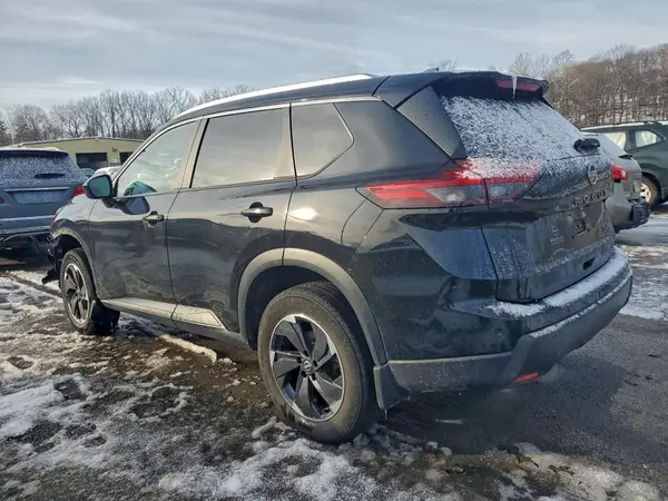 JN8BT3BBXRW177413 2024 NISSAN ROGUE - Image 2