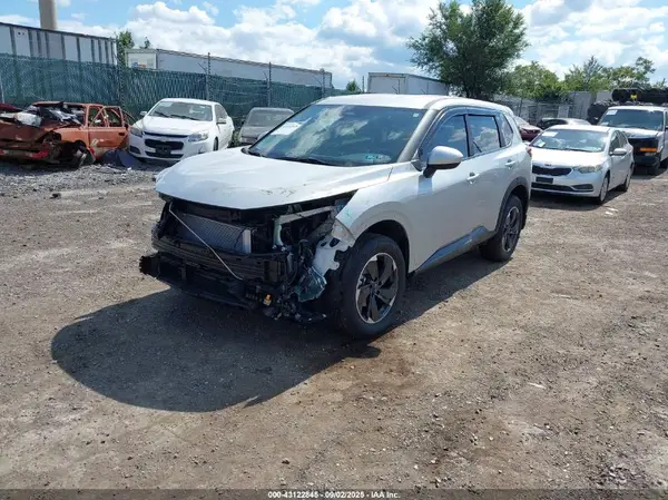 JN8BT3BBXRW183633 2024 NISSAN ROGUE - Image 2