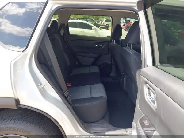 JN8BT3BBXRW183633 2024 NISSAN ROGUE - Image 8