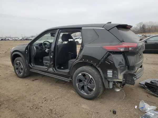 JN8BT3BBXRW184135 2024 NISSAN ROGUE - Image 2