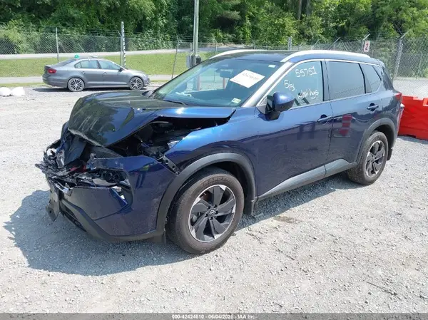 JN8BT3BBXRW444114 2024 NISSAN ROGUE - Image 2