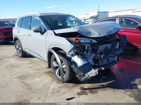 JN8BT3CA2PW007985 2023 NISSAN ROGUE - Image 1
