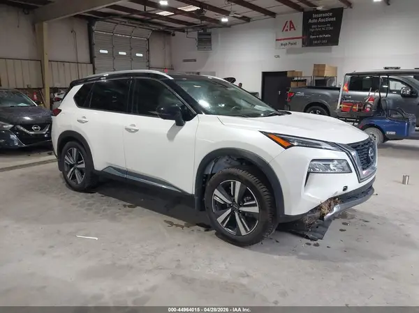 JN8BT3CA3PW428212 2023 NISSAN ROGUE - Image 1