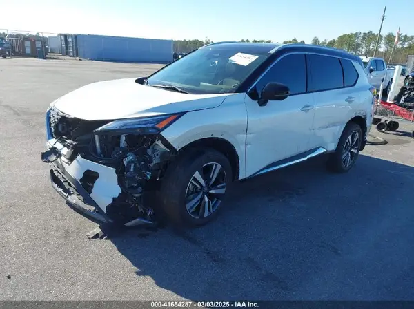 JN8BT3CA4PW425481 2023 NISSAN ROGUE - Image 2