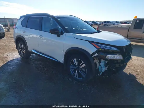 JN8BT3CA5PW000318 2023 NISSAN ROGUE - Image 1