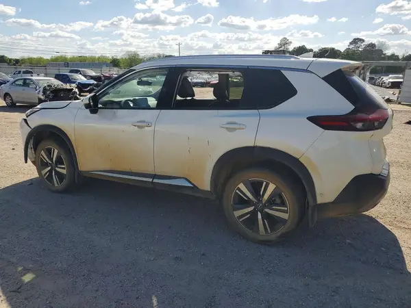 JN8BT3CA7PW004743 2023 NISSAN ROGUE - Image 2