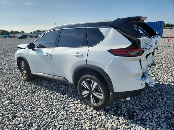 JN8BT3CA8RW357320 2024 NISSAN ROGUE - Image 2