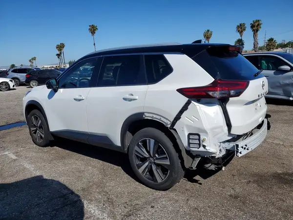 JN8BT3CA9RW357309 2024 NISSAN ROGUE - Image 2