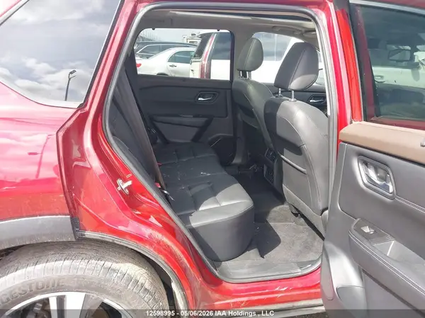 JN8BT3CB0NW332415 2022 NISSAN ROGUE - Image 8