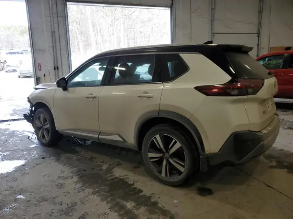 JN8BT3CB0NW334455 2022 NISSAN ROGUE - Image 2
