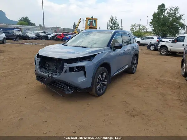 JN8BT3CB0PW224167 2023 NISSAN ROGUE - Image 2