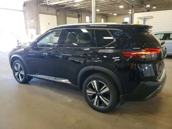 JN8BT3CB0PW475741 2023 NISSAN ROGUE - Image 2