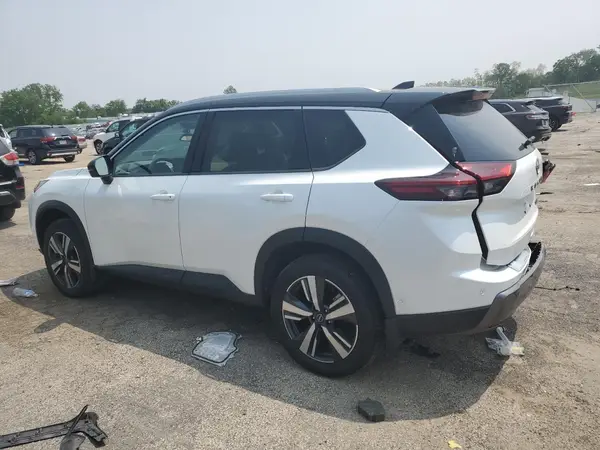 JN8BT3CB0RW176205 2024 NISSAN ROGUE - Image 2
