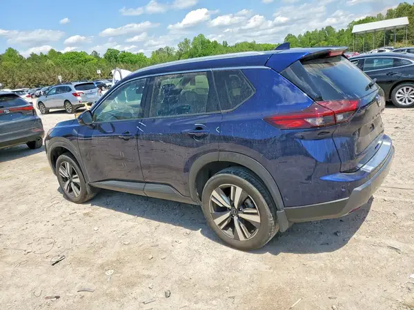 JN8BT3CB0RW287921 2024 NISSAN ROGUE - Image 2