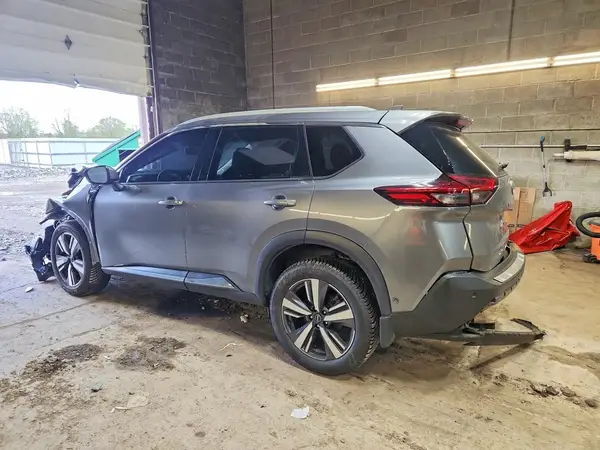 JN8BT3CB1PW465686 2023 NISSAN ROGUE - Image 2