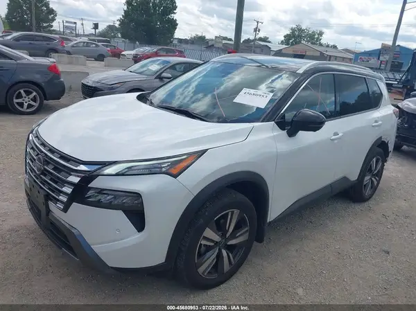 JN8BT3CB1RW284476 2024 NISSAN ROGUE - Image 2