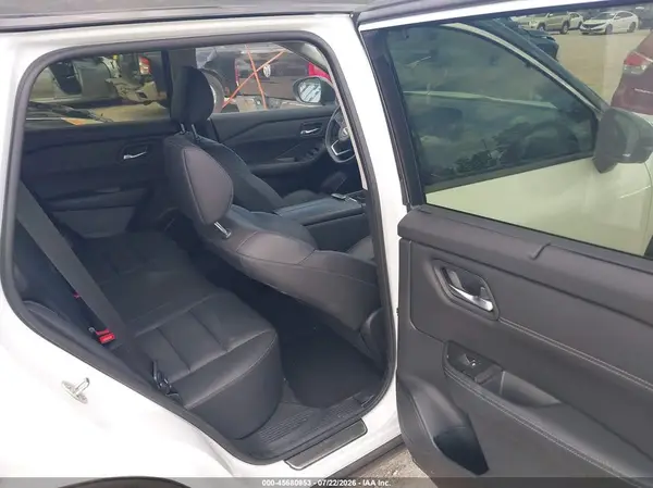 JN8BT3CB1RW284476 2024 NISSAN ROGUE - Image 8