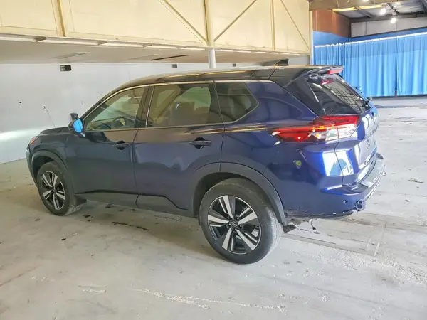 JN8BT3CB1RW443514 2024 NISSAN ROGUE - Image 2