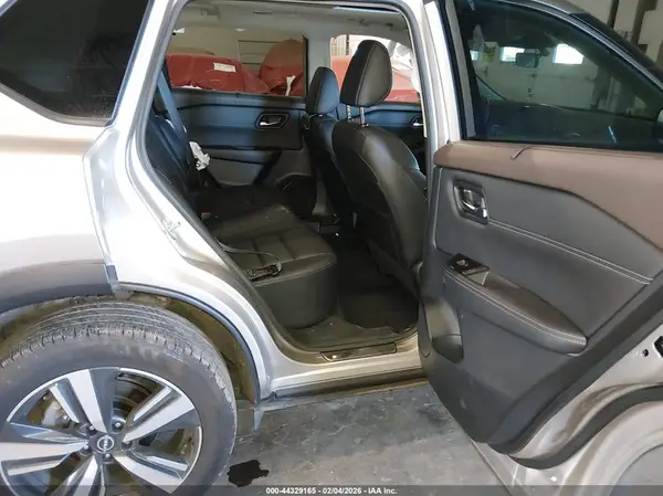 JN8BT3CB2NW332139 2022 NISSAN ROGUE - Image 8