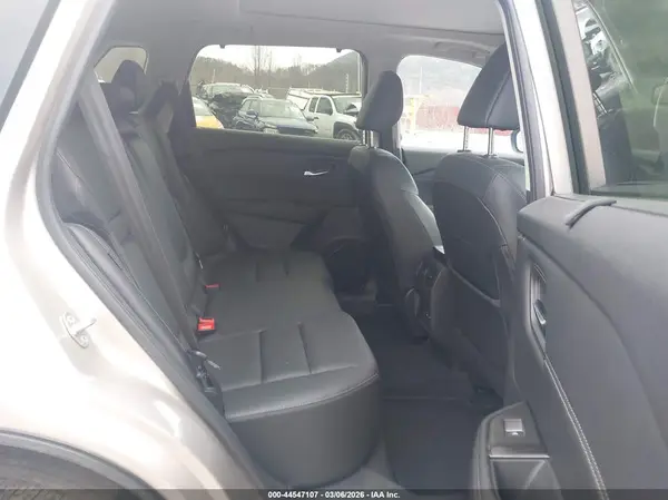 JN8BT3CB2RW444218 2024 NISSAN ROGUE - Image 8