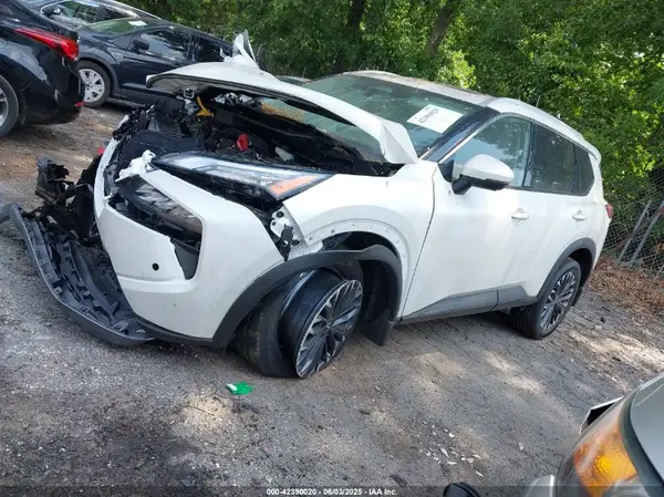 JN8BT3CB2SW411130 2025 NISSAN ROGUE - Image 2
