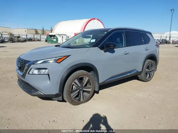 JN8BT3CB3PW194811 2023 NISSAN ROGUE - Image 2